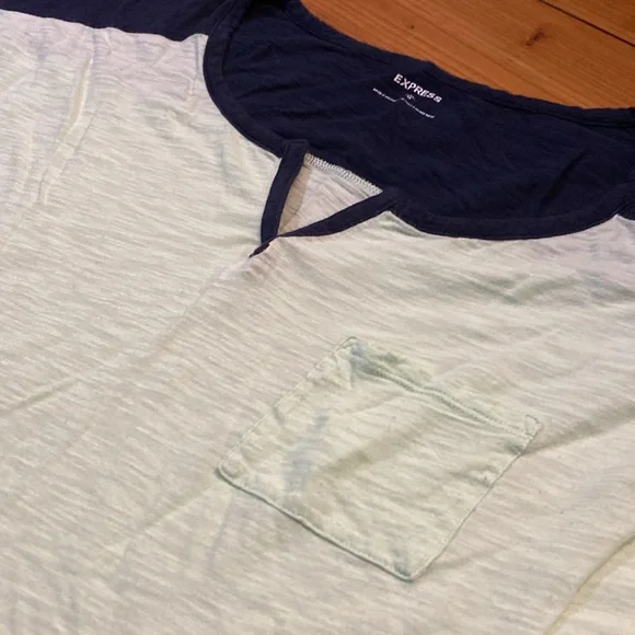 Express Tee - Picture 4 of 4